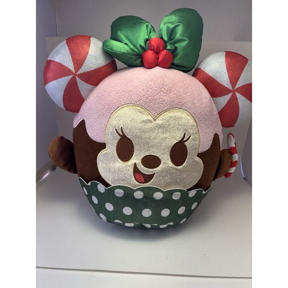 Munchlings Minnie Mouse Christmas Peppermint Cupcake Plush Disney R1 R4 - Picture 1 of 5